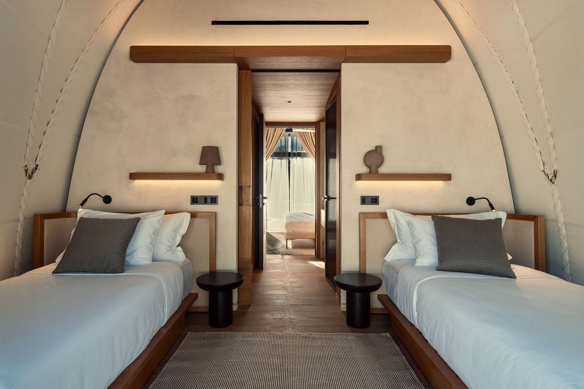 Sengetøy av topp kvalitet, minibar, wi-fi (inkludert) og sengetøy