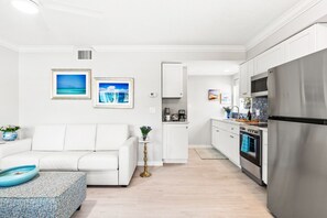 Smart TV, books, video library, stereo