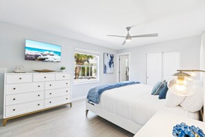 3 habitaciones, caja de seguridad en la habitación y escritorio 