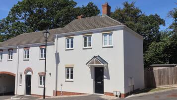 Cottage | Front of property