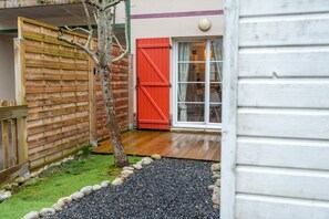 Exterior detail - L'avocette en Baie (Saint-Valery-sur-Somme)