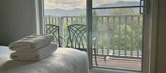 Villa  2br Mountain View Retreat Villa located within Cypress Lakes Resort