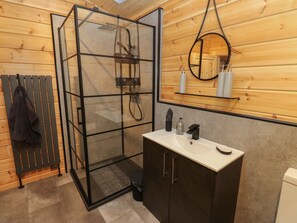 Shower - Height End Farm Log Cabin (Bacup)