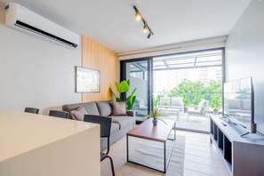 TV, offices