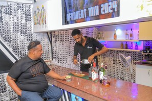 Bar (on property) - Fuego Hotel (Kampala)
