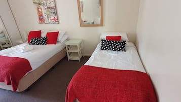 Economy Studio, Multiple Beds, Kitchenette, Poolside | Free minibar, iron/ironing board, bed sheets