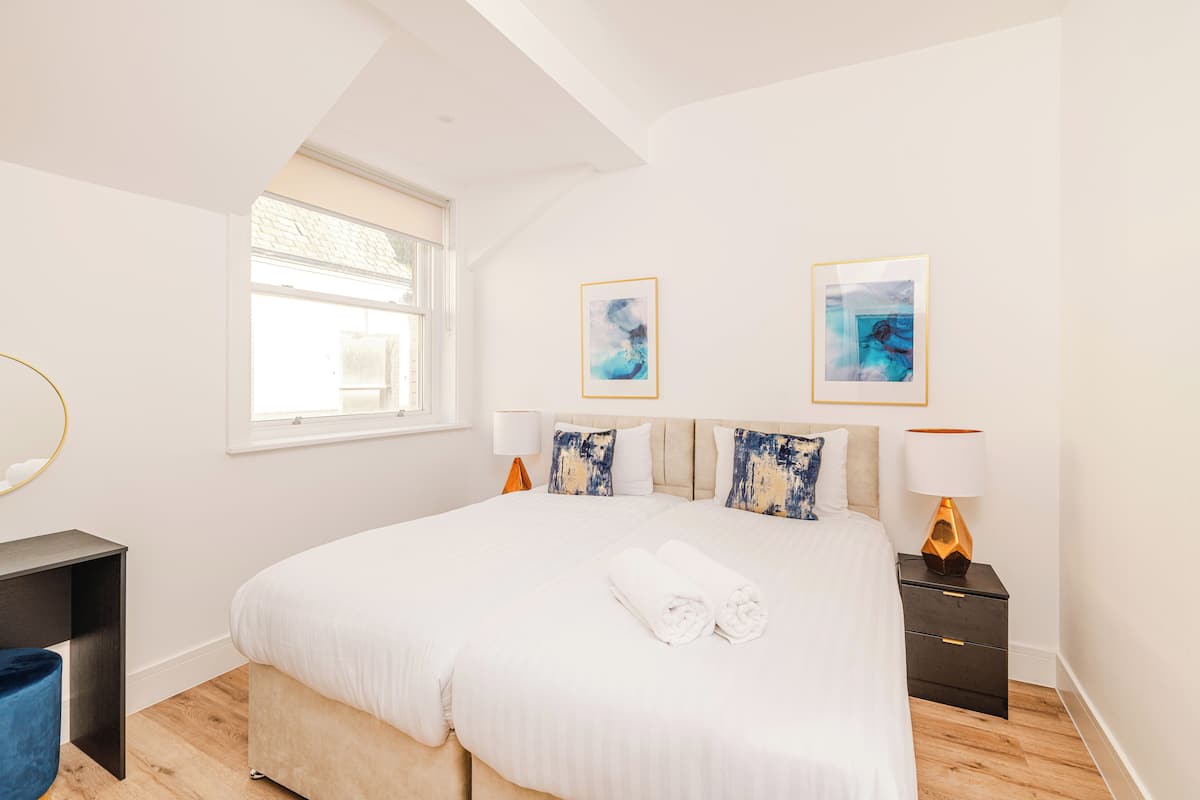 Penthouse 9 (Three-bedroom duplex) | 3 bedrooms, desk, laptop workspace, blackout curtains