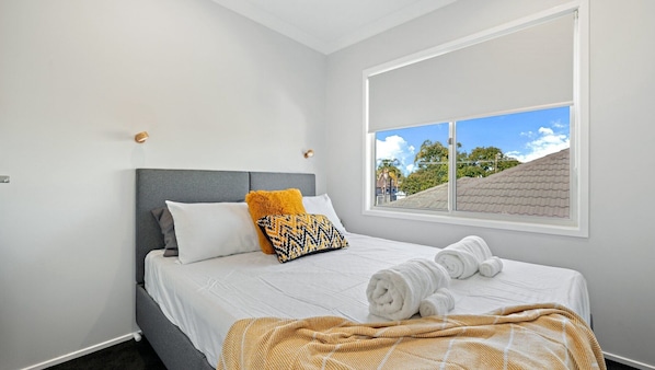 4 habitaciones, escritorio, wifi gratis y ropa de cama 