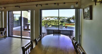 Dasklip Langebaan 8-sleeper