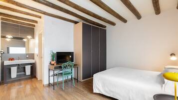 Wi-Fi gratuit, draps fournis
