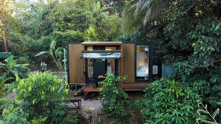Exterior. Magic Mena Rainforest Retreat by Tiny Away