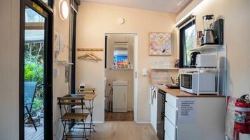 Fridge, microwave, stovetop, toaster