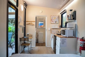 Fridge, microwave, stovetop, toaster