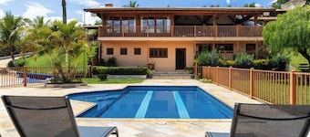 Luxuosa casa Braganca Paulista represa 18Px