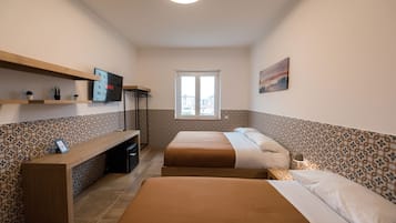 Suite superior, vista a la ciudad | 1 habitación, ropa de cama de alta calidad y edredón