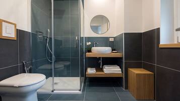 Design-Zimmer, Stadtblick | Badezimmer