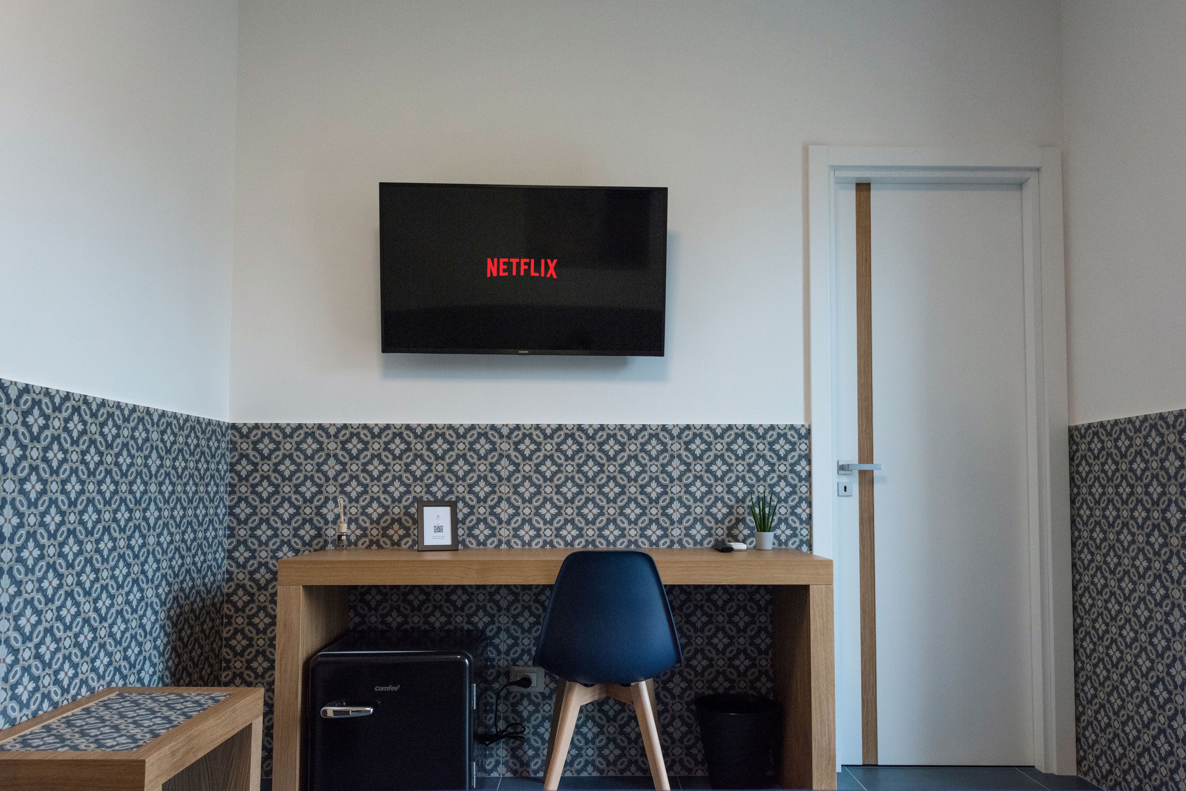 Designrum - utsikt mot staden | 1 sovrum, sängtillbehör av högsta kvalitet, duntäcken och bäddmadrasser