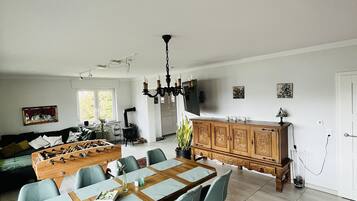 Spielezimmer