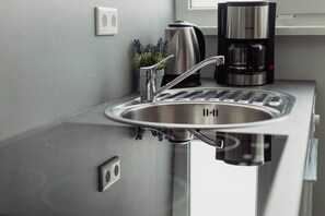 Full-sized fridge, oven, stovetop, dishwasher - Haus Moorhoff (Hannover)