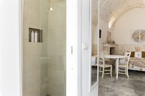 Apartment - 19 White Luxury Suite With Jacuzzi by Wonderful Italy (Ostuni)