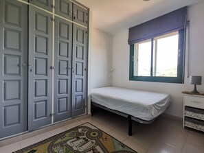 2 عدّة غرف نوم