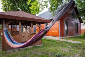 Property grounds - Cosy country house surrounded by a river, forests and meadows. (Śliski)