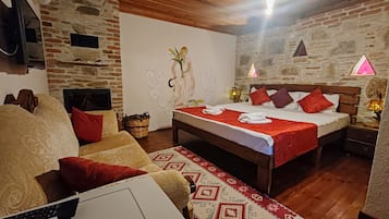 Chambre Double Design | Literie de qualité supérieure, bureau, Wi-Fi gratuit, draps fournis
