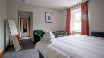 Szoba kétszemélyes vagy két külön ággyal | Ingyenes wifi és ágynemű