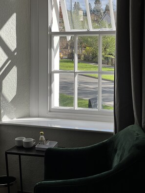 Habitación con 1 cama matrimonial o 2 individuales | Wifi gratis y ropa de cama