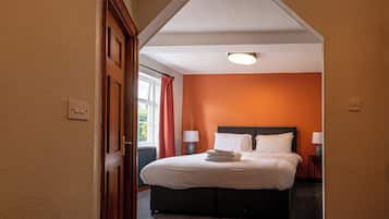 Double or Twin Room | Free WiFi, bed sheets