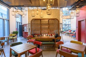 Außen-Kinderspielplatz