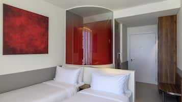 Chambre, 2 lits une place, vue ville