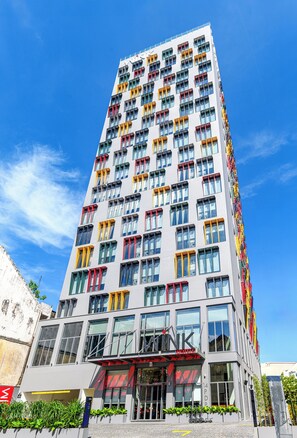 Front of property - WINK HOTEL CAN THO CENTRE, Unscripted by Hyatt (Can Tho)