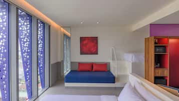 Deluxe Room (1 King Bed) | Premium bedding, down duvets, memory-foam beds, minibar