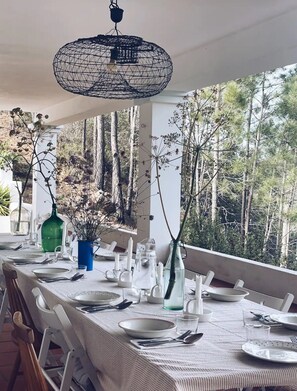 Outdoor dining - Monte Cucs - House on the Hill (Odeceixe)