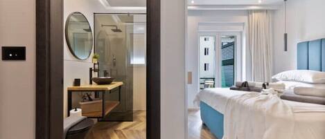 1 bedroom, in-room safe, desk, free WiFi