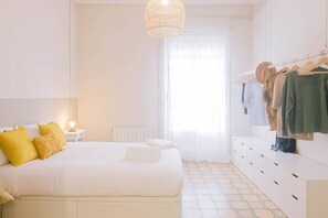 3 chambres, fer et planche à repasser, Wi-Fi, literie fournie