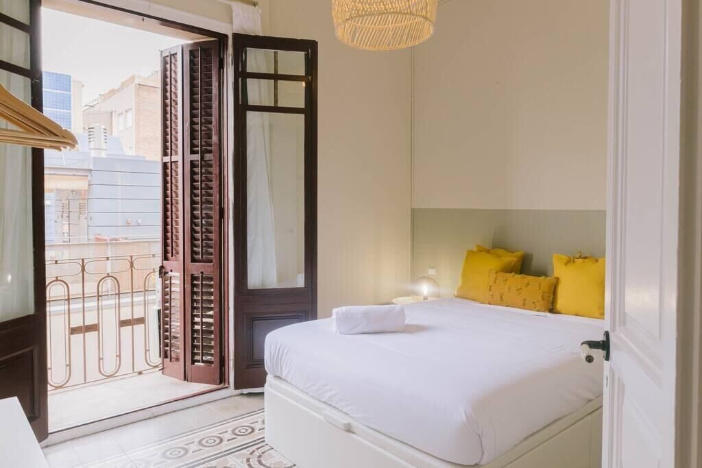 3 chambres, fer et planche à repasser, Wi-Fi, draps fournis