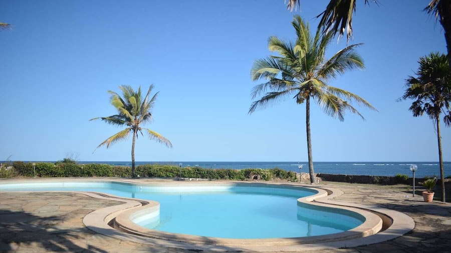 Lux Suites Dofils Creek Residence Nyali