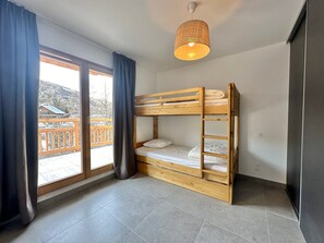 4 Schlafzimmer, Reisekinderbett, kostenloses WLAN, Rollstuhlgeeignet