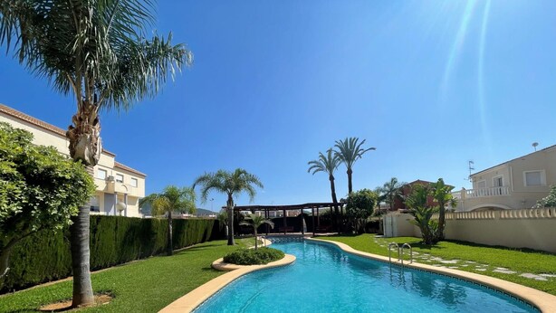 Unclassified image, 1 of 21, button - Beachside Apartments in Dénia with Pool, Parking, and Terrace/Balcony (Denia)