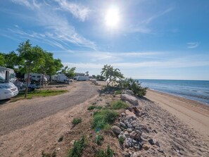 Accommodatie ligt op het strand
