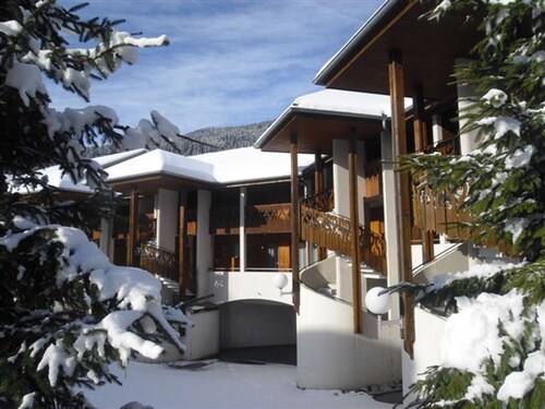 Charming Apartment in Les Gets Center, 150m from Chavannes Slopes