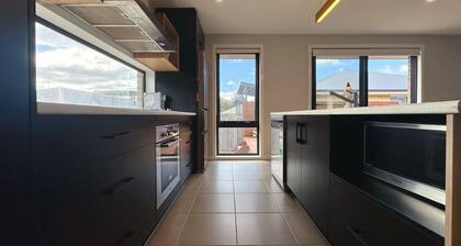 New Kingston Trampoline House