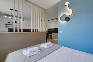 2 bedrooms, internet, bed sheets - 218 Suite Tali - Superb Apartment in Paris (Paris 13 Gobelins)