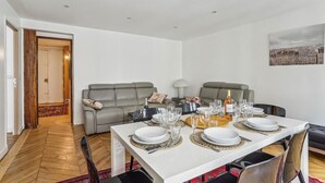 Interior - 618 Suite Elisabeth - Stunning Apartment in Paris (Paris 10 Entrepôt)