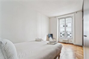 3 Schlafzimmer, Bügeleisen/Bügelbrett, WLAN, Bettwäsche