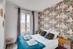 1 bedroom, WiFi, bed sheets