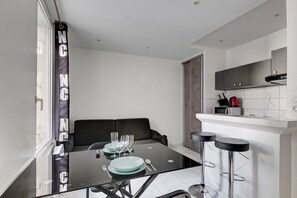 Interior - 255 Suite Homard - Superb apartment in Paris (Paris 19 Buttes-Chaumont)