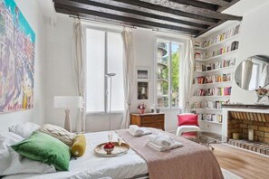 1 chambre, accès Internet, draps fournis